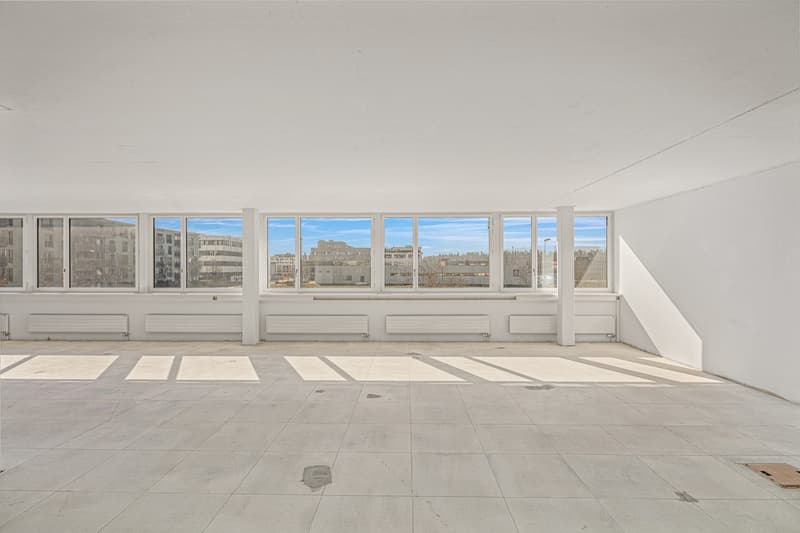 empty room, large windows, tiled floor, white walls