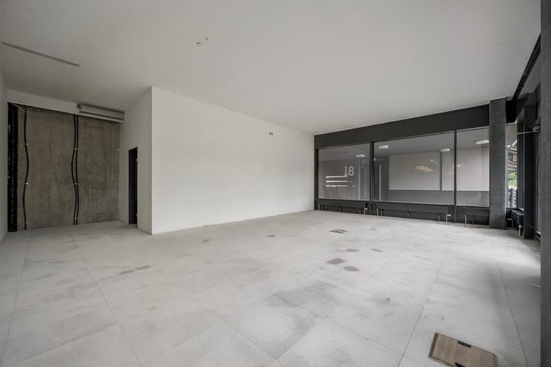 Last ground floor space in Flor – Your chance for high visibility! (3)