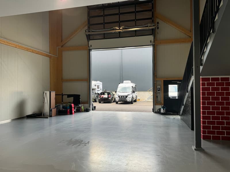 Annonce préalable : Hall d'usine moderne à louer prochainement (2)