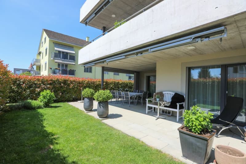 Elegante appartamento di 3.5 locali al pianterreno a Weinfelden (2)