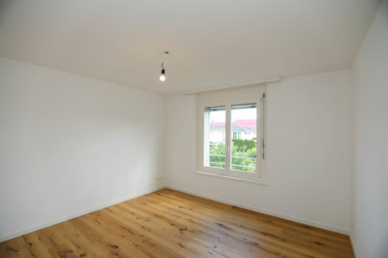 Helles Wohnen an ruhiger Lage - Frisch renovierte 4.5-Zimmer-Wohnung (4)