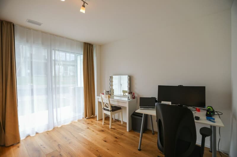 Parterrewohnung mit Sitzplatz und unmittelbare Seenähe (10)