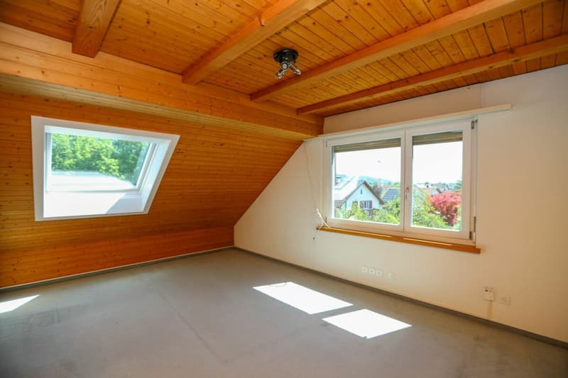 Grosszügige Dachwohnung mit sonniger Terrasse in Weinfelden (6)
