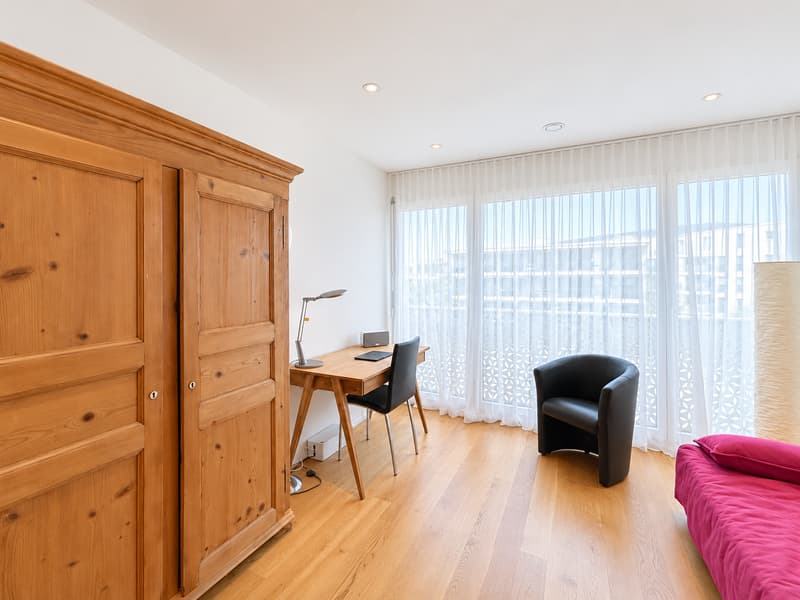 TOP MODERNE 5.5-ZIMMER-WOHNUNG MIT GROSSER TERRASSE UND WEITSICHT (8)