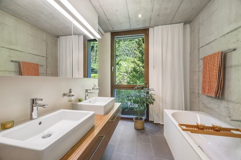 Helle Parterre-Wohnung mit beeindruckendem Sitzplatz und Aussicht in 6440 Ingenbohl-Brunnen (10)