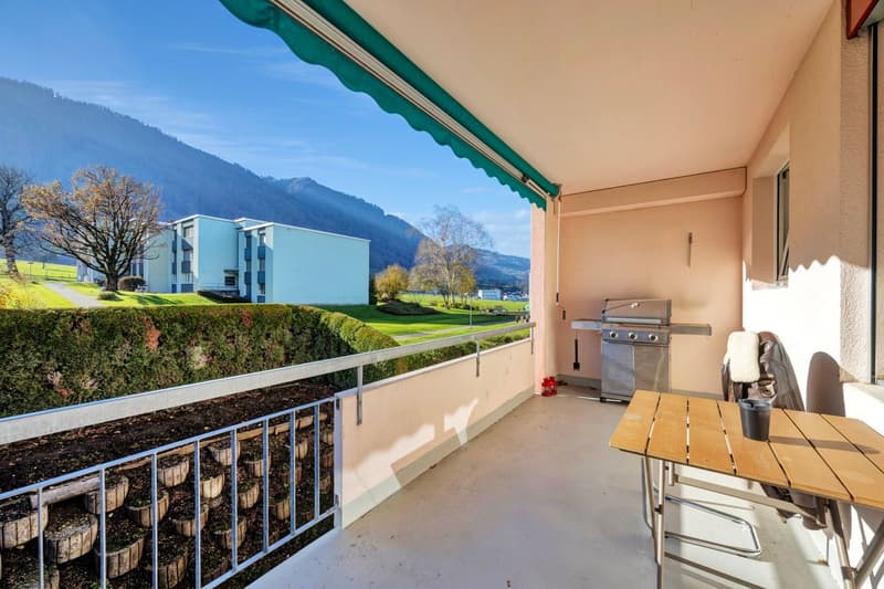 Gemütliche 4.5-Zimmer-Wohnung zum Verkauf in Schübelbach (3)