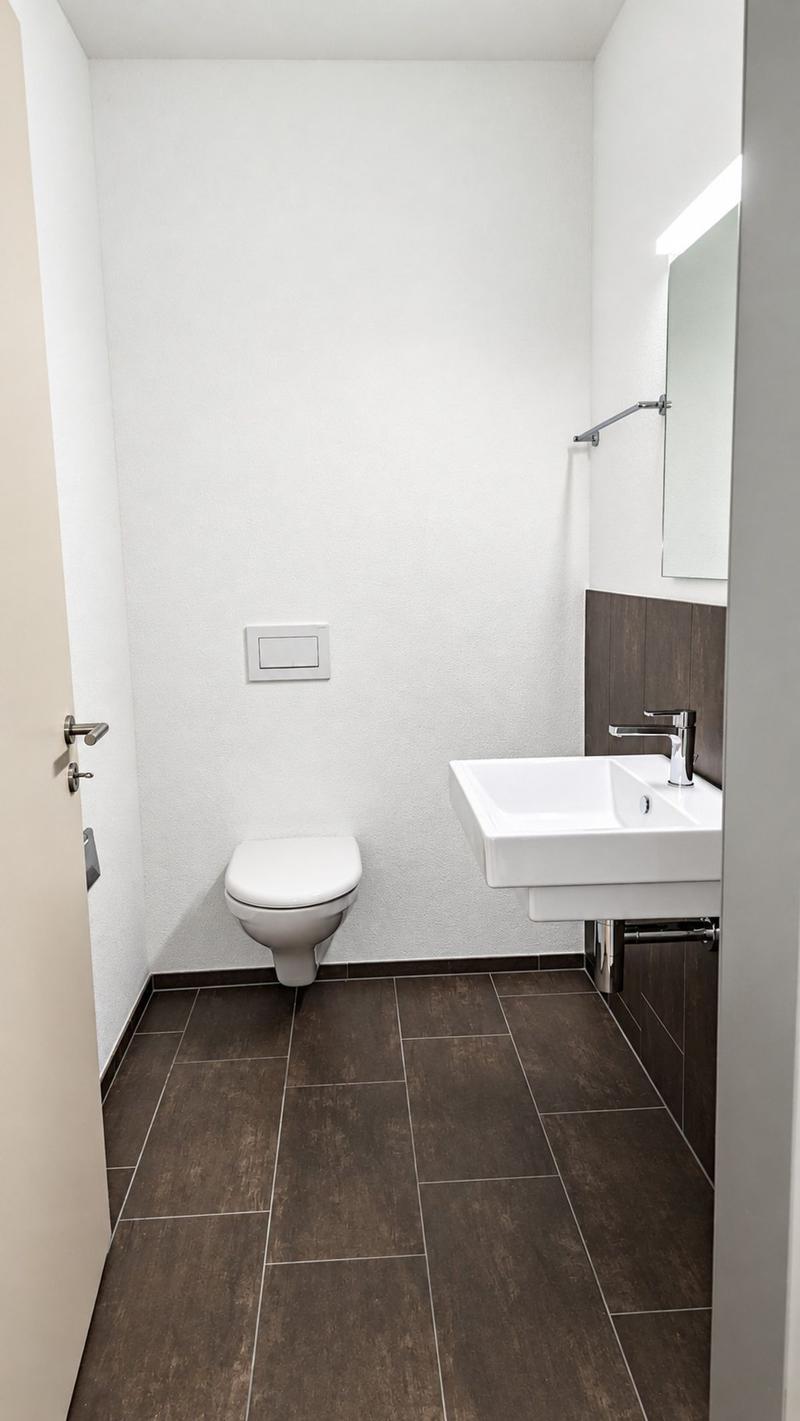Gepflegte 2.5-Zimmer Attikawohnung mit Aussicht in Siebnen (8)
