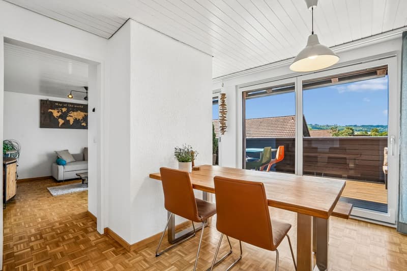 Wohlfühlwohnung an sonniger und ruhiger Lage mit herrlichem Weitblick (2)
