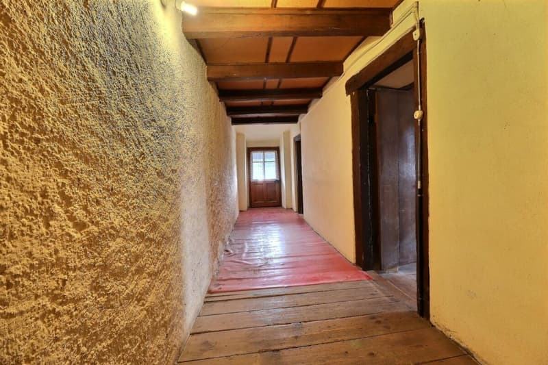 Village house 12.5 rooms in Brent (16)