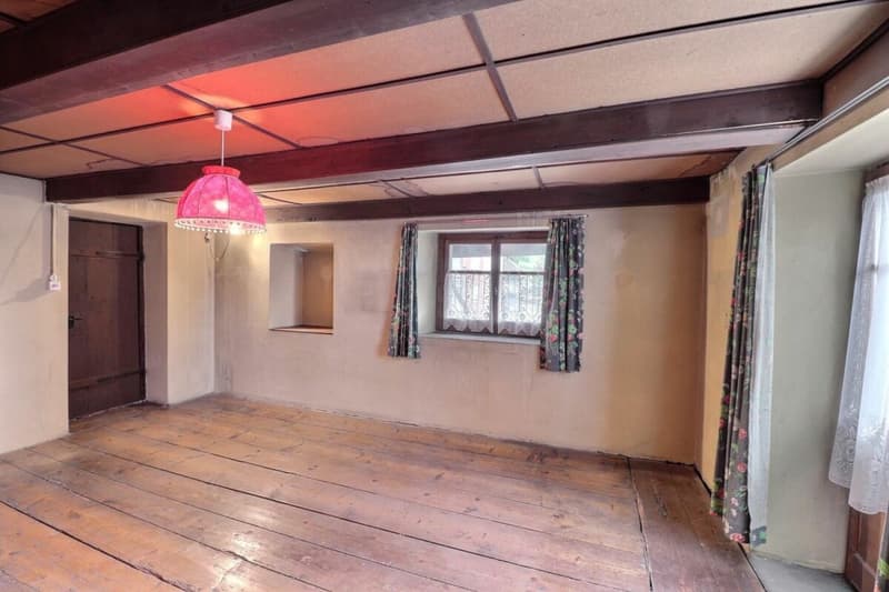 Village house 12.5 rooms in Brent (13)