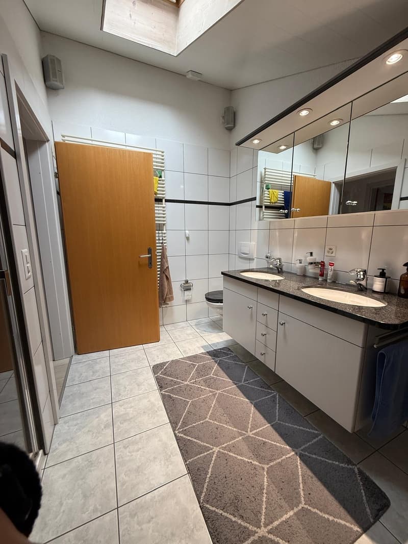 Attraktive 4-Zimmer-Dachwohnung mit Liftzugang direkt in die Wohnung (5)