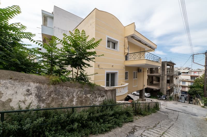 Einfamilienhaus von 160 qm in Ag. Pavlos Kavala (25)