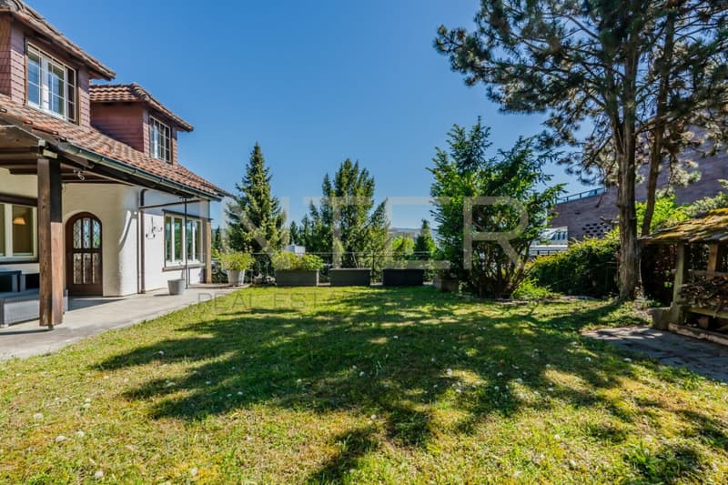 Stilvolles freistehendes 6.5-Zi-EFH mit 981 m² Grundstück, Seesicht und Entwicklungspotenzial in Oberrieden (28)