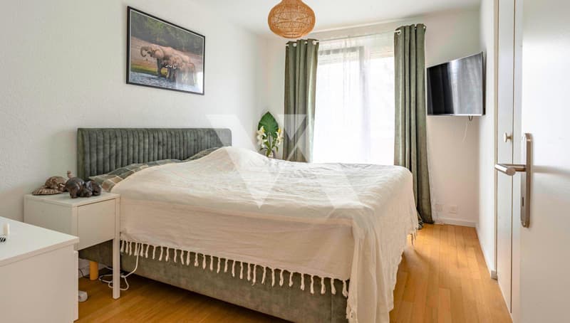 A vendre - Villa familiale rénovée avec jardin et terrasse (4)