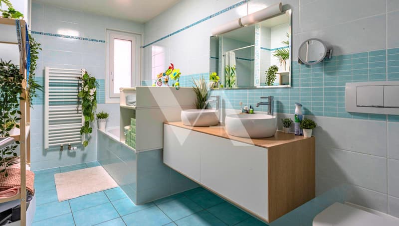 A vendre - Villa familiale rénovée avec jardin et terrasse (7)