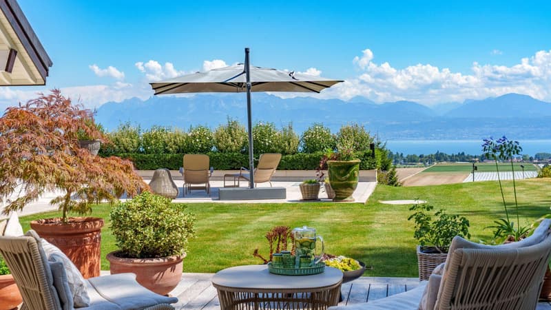 A vendre - Villa d'exception avec vue panoramique sur le lac et les Alpes (4)