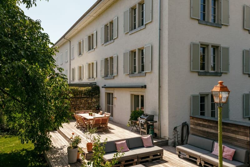 History, style, and nature - your residential jewel on the Reuss canal (5)