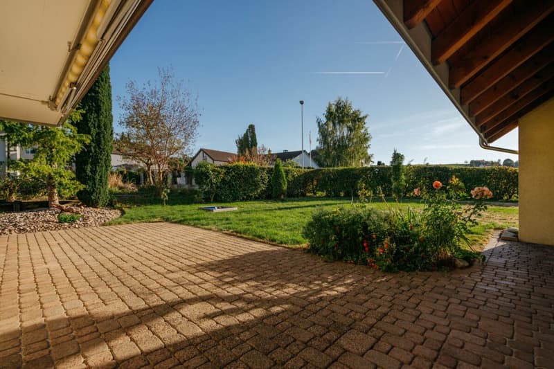 Freistehendes 6½-Zimmer Einfamilienhaus mit Wintergarten und viel Umschwung (18)