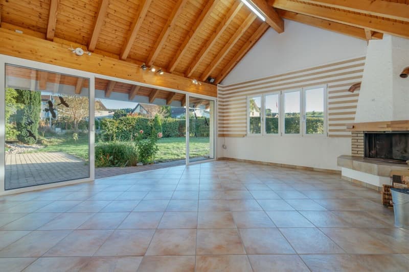 Freistehendes 6½-Zimmer Einfamilienhaus mit Wintergarten und viel Umschwung (20)