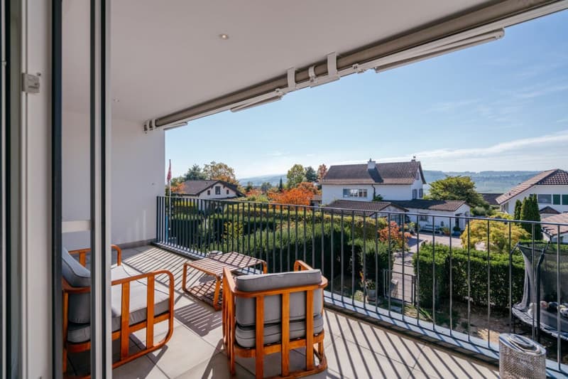 Modernes Wohnen mit Weitblick - 4½-Zimmer-Doppeleinfamilienhaus mit grossem Garten und viel Privatsphäre (19)