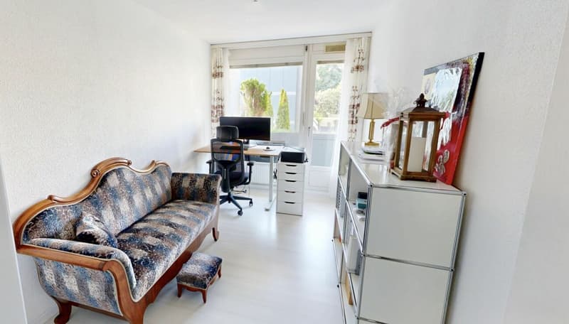 STILVOLLE 4.5-ZIMMER-WOHNUNG IN SCHÖNBÜHL (7)