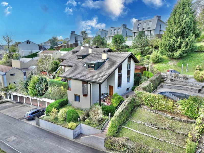EINZIGARTIGES EINFAMILIENHAUS IN HERRENSCHWANDEN (12)