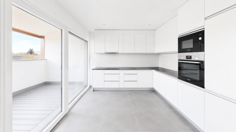 MODERNE 3.5-ZIMMER-WOHNUNG (3)