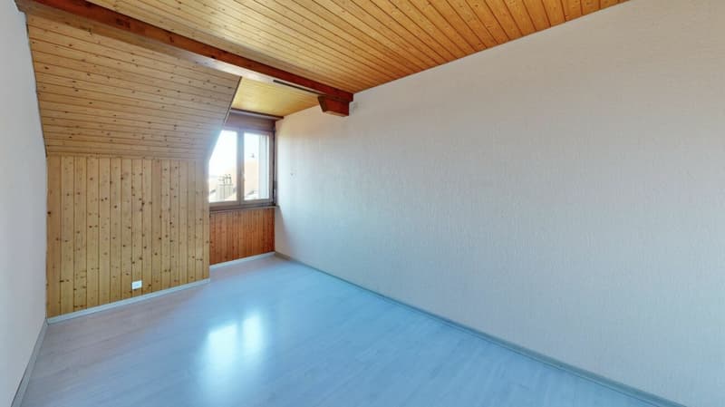 CHARMANTE 3.5-ZIMMER-MAISONETTE-WOHNUNG - Inklusive Tiefgaragenplatz (7)