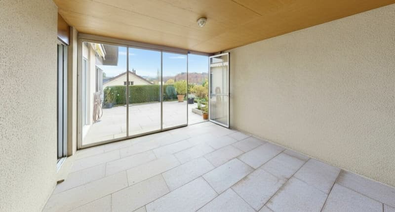 EINZIGARTIGES EINFAMILIENHAUS IN HERRENSCHWANDEN (17)