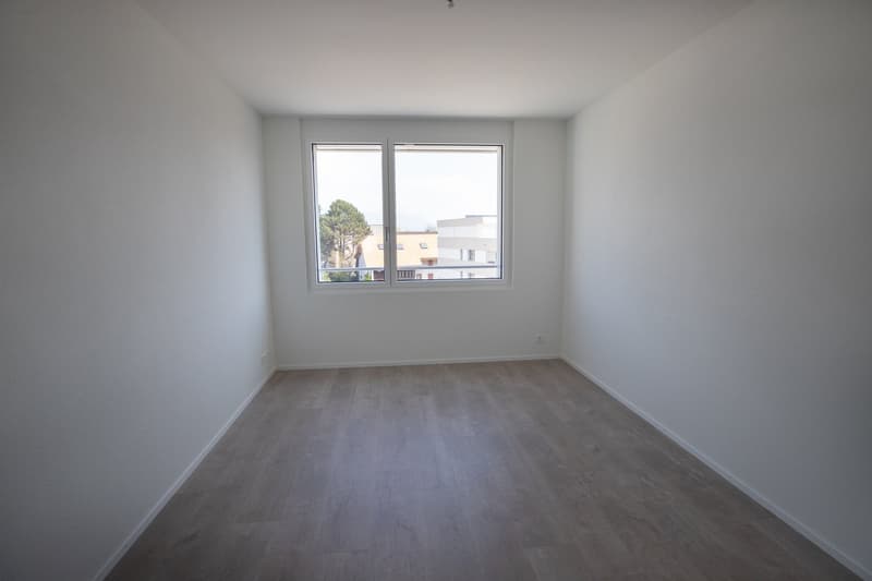 Grosszügige 5.5-Zimmer-Attikawohnung in Büren an der Aare – modern, hell und ruhig (10)