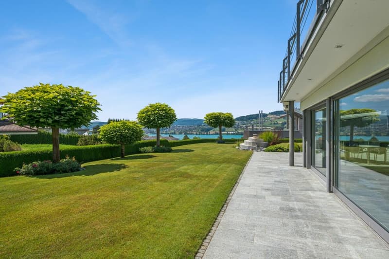 Architektenvilla mit Hallenbad & Seeblick (2)