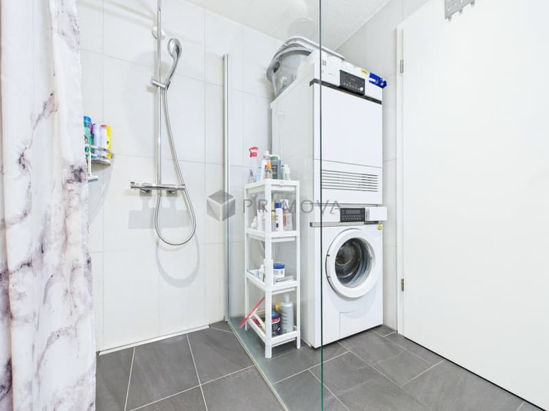 Modernes Design trifft Emmentaler Idylle: Top-Wohnung zu verkaufen (5)