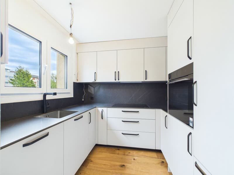 Hochwertig sanierte 3.5 Zimmer Wohnung in gesuchter Wohnlage (4)