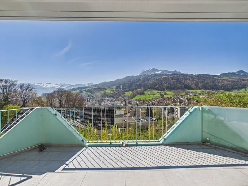 Wohnjuwel am Sonnenberg - die Doppeleinfamilienhaushälfte mit Blick auf den Pilatus (2)