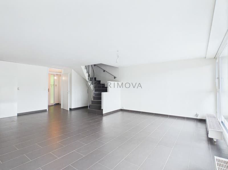 Moderne 5.5 Zimmer-Maisonette bietet exklusives Wohnen auf drei Etagen wie im Einfamilienhaus (2)