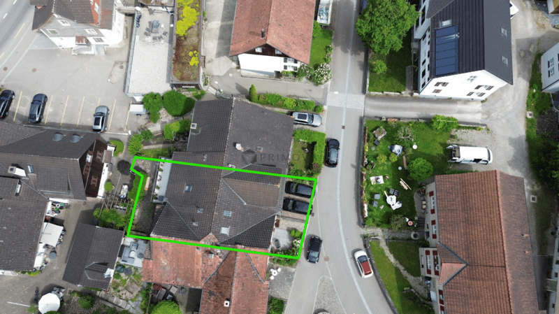 Familienfreundliches 5.5 Zimmer-Reihenhaus mit viel Platz und sonnigem Aussenbereich (18)
