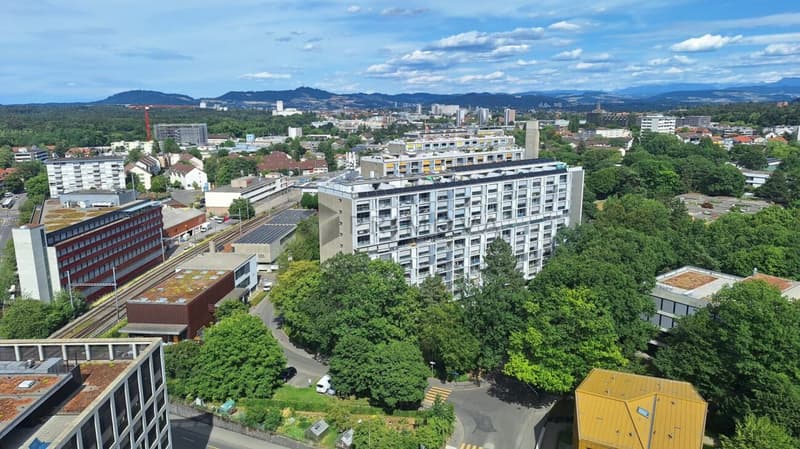 Urbaner Weitblick über Bern stilvoll wohnen im 19. Stock (12)