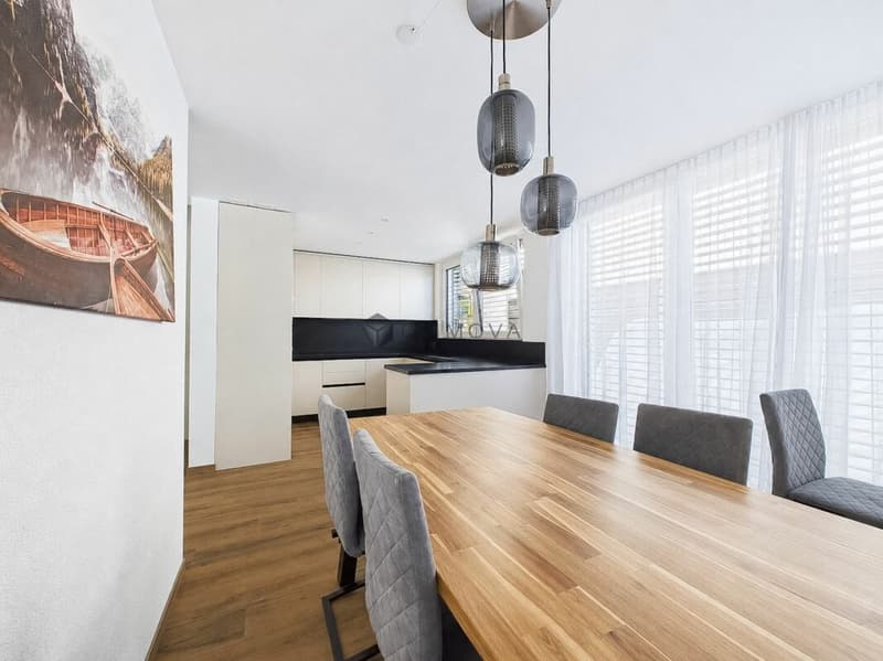 Neuwertiges Doppeleinfamilienhaus zum Greifen nah! (4)