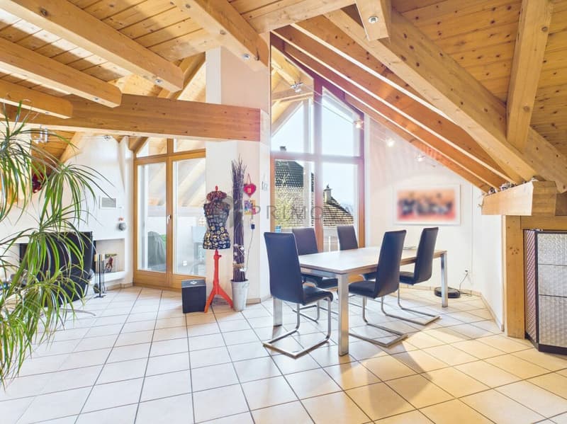Wohnen mit Weitblick - Attraktive 4.5 Zimmer Dachwohnung mit Galerie (3)