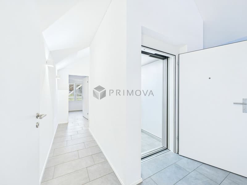 Helle 4.5 Zimmer-Wohnung mit schöner Aussicht und attraktivem Wohnkomfort (12)