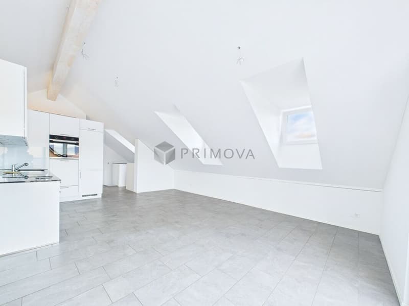 Helle 4.5 Zimmer-Wohnung mit schöner Aussicht und attraktivem Wohnkomfort (2)