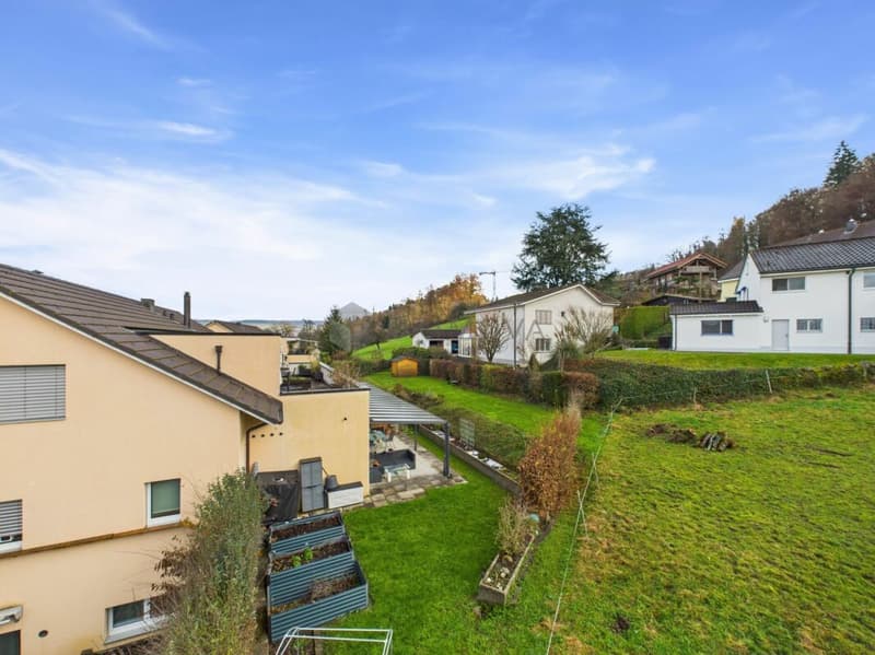 Helle 4.5 Zimmer-Wohnung mit schöner Aussicht und attraktivem Wohnkomfort (14)