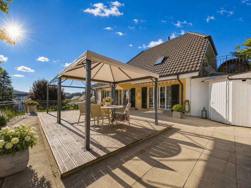 Ihr neues Zuhause mit viel Privatsphäre, grosser Sonnenterrasse & Sauna (2)