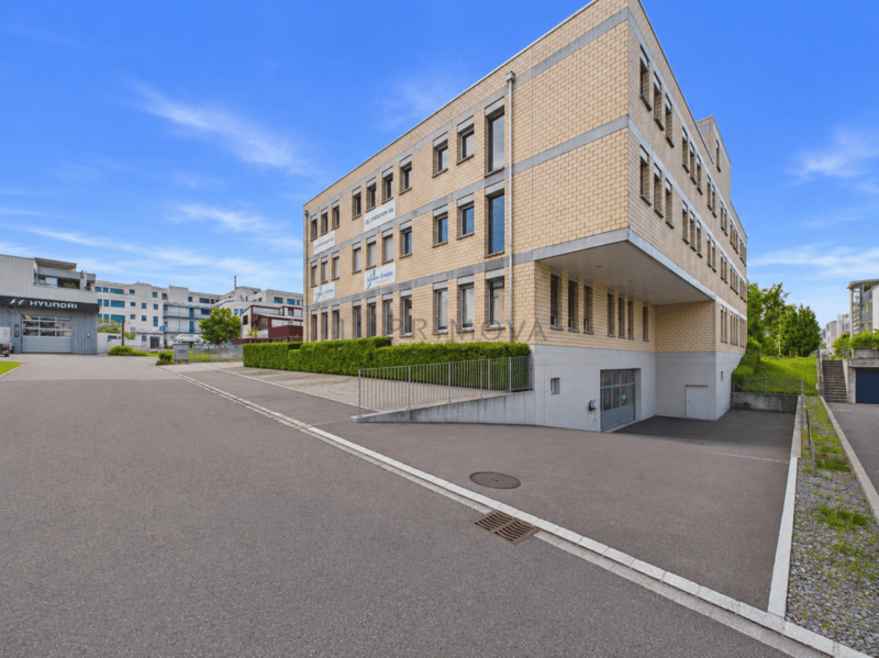 Showroom, Lager & Dachterrasse - erzielbare Bruttorendite bis 6 % (12)