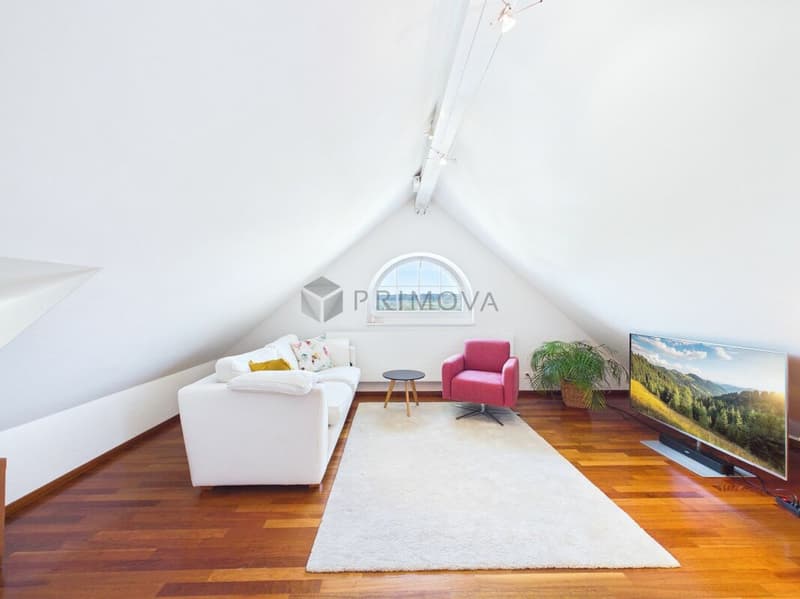 Lichtdurchflutete Maisonette mit Stil, Charme und traumhafter Aussicht (10)
