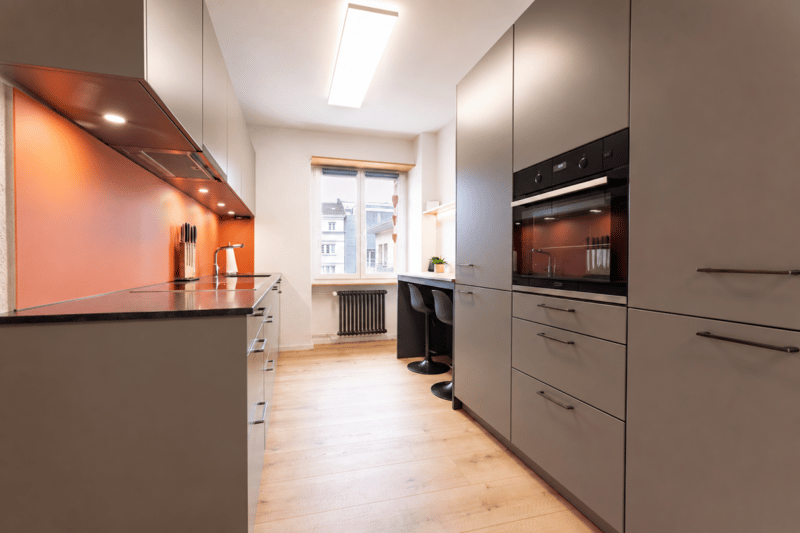 Wohnkomfort trifft Weitsicht in dieser stilvoll sanierten 3.5 Zimmer-Wohnung (2)