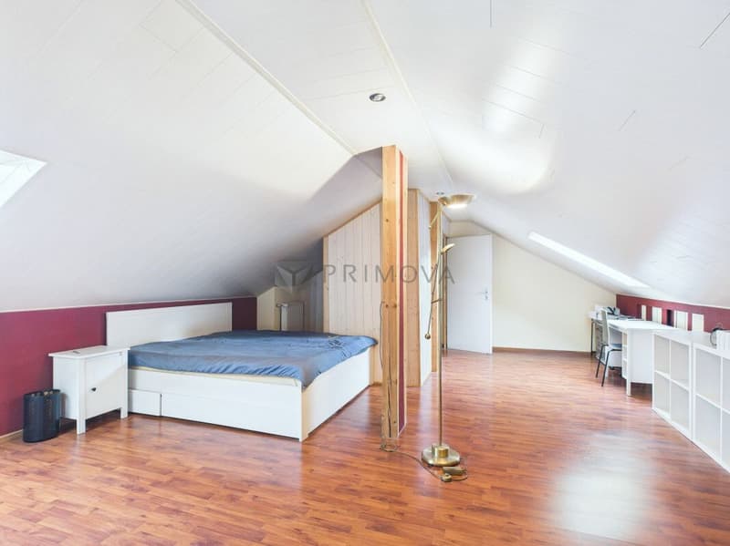 Sonniger Familientraum: 5.5 Zimmer mit unverbautem Pilatusblick (7)