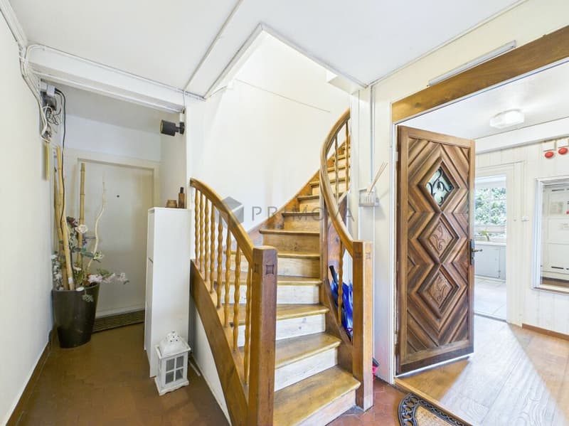 Stilvolle 6.5 Zimmer Wohnung mit Charakter am Zürichsee (14)
