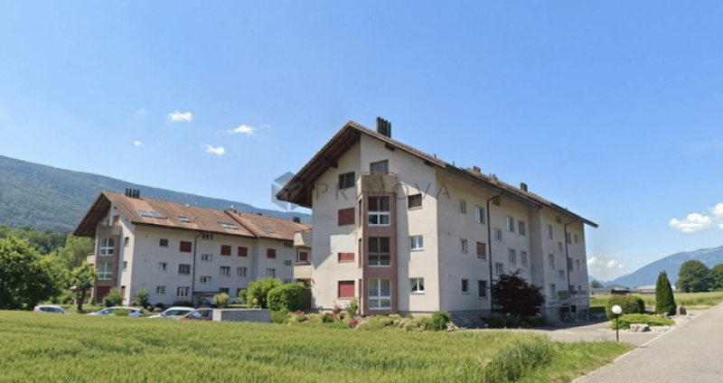 Perfekt geschnitten und naturnah - Attraktive 3.5 Zimmer-Wohnung mit Balkon und Lift (4)