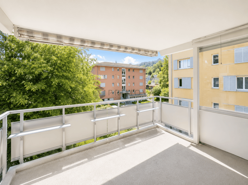 Lichtdurchflutete Wohnung mit Weitsicht an beliebter Lage in Horw zum mit gestalten! (1)